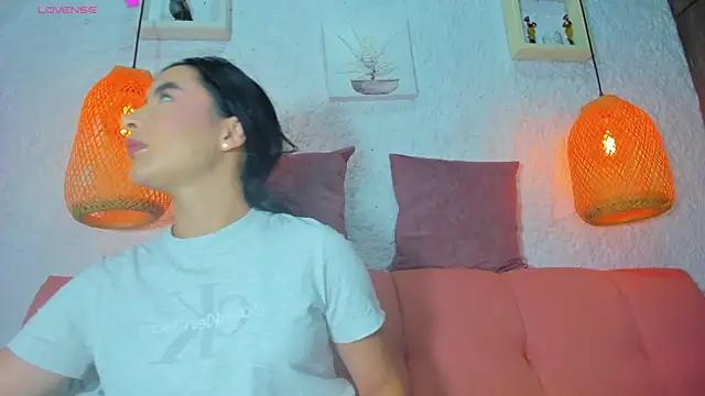 emiily s online show from October 18, 12:07 pm