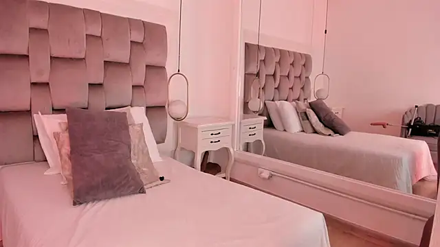 PamelaMendez  online show from November 9, 4:05 am