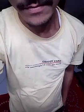 Snapshot of Burhade-- chatting on January 6, 1:04 pm Burhade-- online show from January 6, 1:04 pm