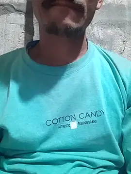 Snapshot of Burhade-- chatting on January 11, 3:41 pm Burhade-- online show from January 11, 3:41 pm