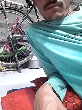 Snapshot of Burhade-- chatting on February 6, 5:42 pm Burhade-- online show from February 6, 5:42 pm