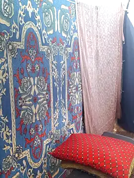 Snapshot of Burhade-- chatting on September 24, 10:33 am Burhade-- online show from September 24, 10:33 am