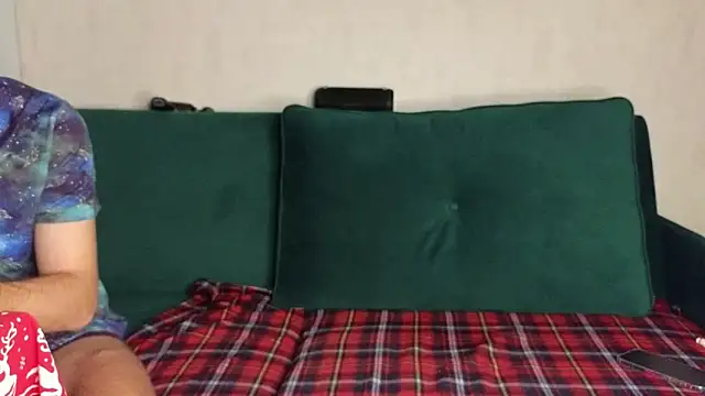 FoxLoveBasik online show from February 12, 2:10 pm