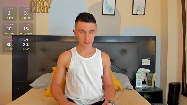 Snapshot of Jotastevensxx chatting on July 16, 6:49 pm Jotastevensxx online show from July 16, 6:49 pm