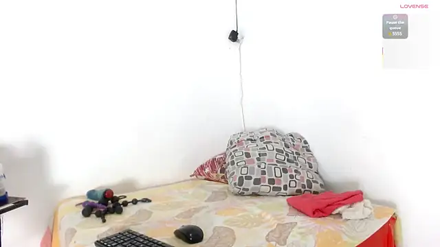 seductivespellvagina80 online show from April 14, 5:23 am