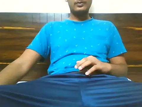 Snapshot of Dusky_Aarav chatting on October 16, 10:07 pm Dusky Aarav online show from October 16, 10:07 pm