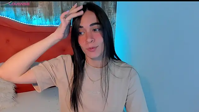 Emma Sophia2 online show from February 11, 4:33 am