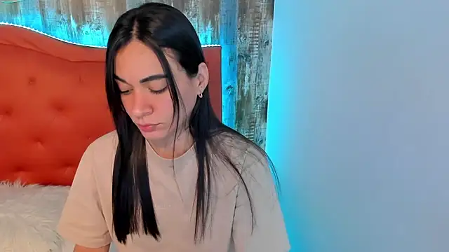 Emma Sophia2 online show from February 26, 8:17 am