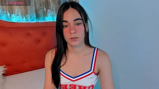 Emma Sophia2 online show from February 27, 4:57 am
