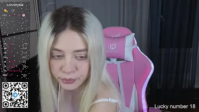 mybunnywendy online show from February 8, 3:43 pm