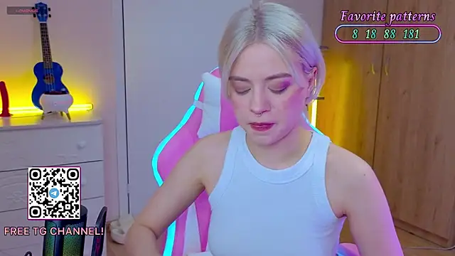 mybunnywendy online show from May 1, 5:51 pm