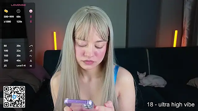 mybunnywendy online show from September 29, 2:01 pm