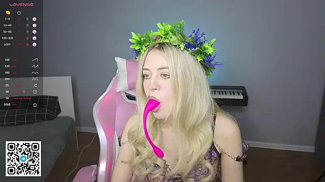 mybunnywendy online show from February 21, 6:59 pm