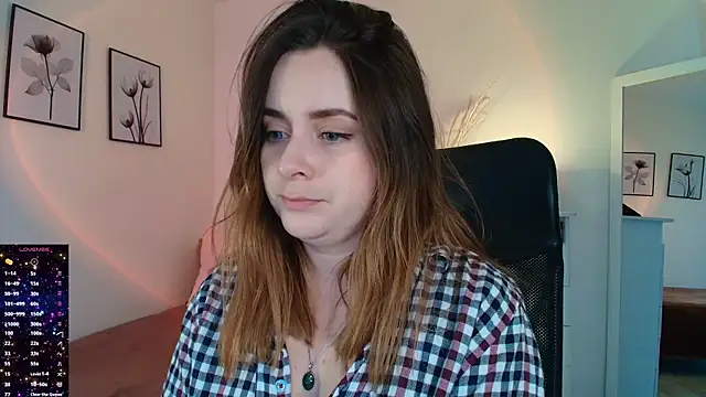 Snapshot of miss_seline chatting on October 28, 8:19 pm miss seline online show from October 28, 8:19 pm