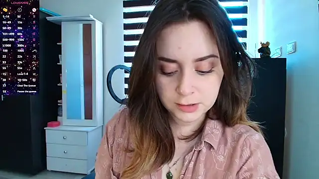 Snapshot of miss_seline chatting on May 23, 3:44 pm miss seline online show from May 23, 3:44 pm
