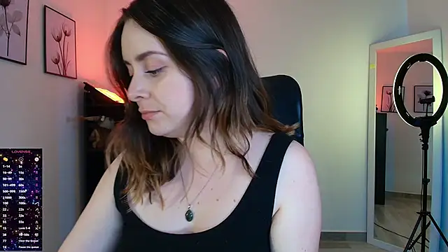Snapshot of miss_seline chatting on April 30, 8:49 pm miss seline online show from April 30, 8:49 pm