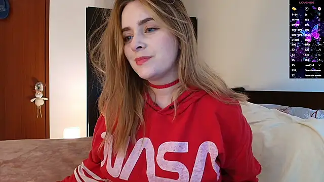 Snapshot of miss_seline chatting on February 1, 8:47 pm miss seline online show from February 1, 8:47 pm