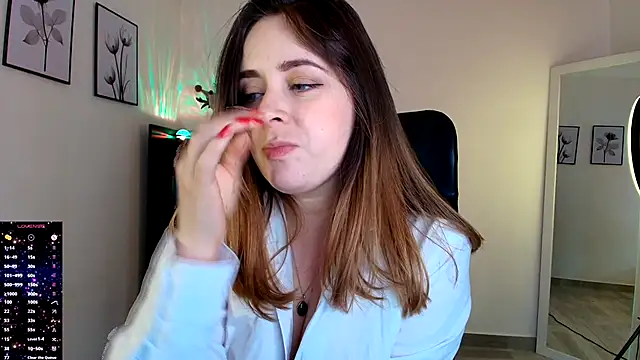 miss seline online show from December 17, 8:25 pm