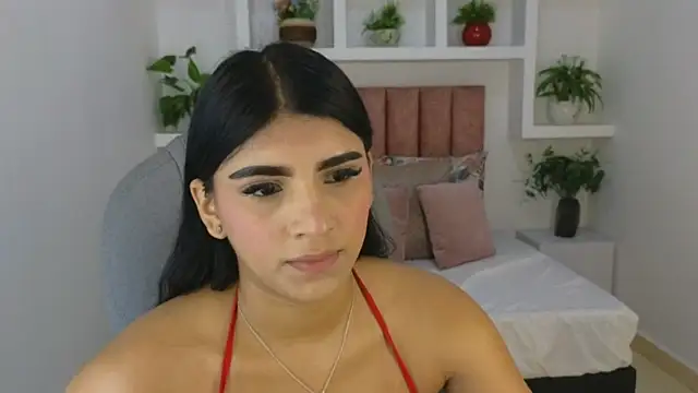 maiaa ruiz online show from June 12, 1:20 pm