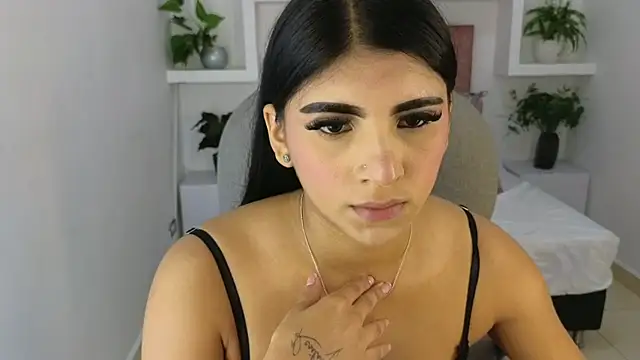 maiaa ruiz online show from June 19, 12:44 pm