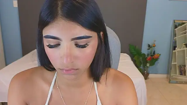 Snapshot of maiaa_ruiz chatting on October 18, 3:30 am maiaa ruiz online show from October 18, 3:30 am