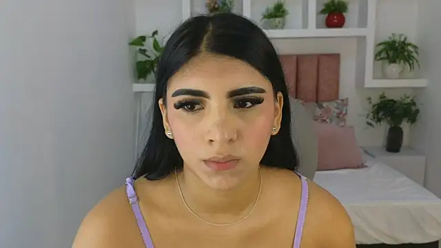 maiaa ruiz online show from June 16, 2:06 pm