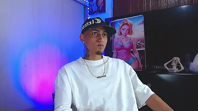 Liam lee online show from November 29, 11:27 pm