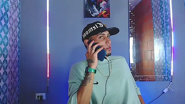 Liam lee online show from May 15, 12:08 am
