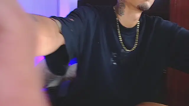 Liam lee online show from December 2, 3:47 pm