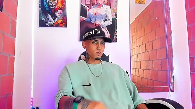 Liam lee online show from March 17, 9:40 pm