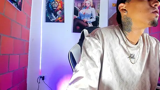 Liam lee online show from March 13, 12:04 am