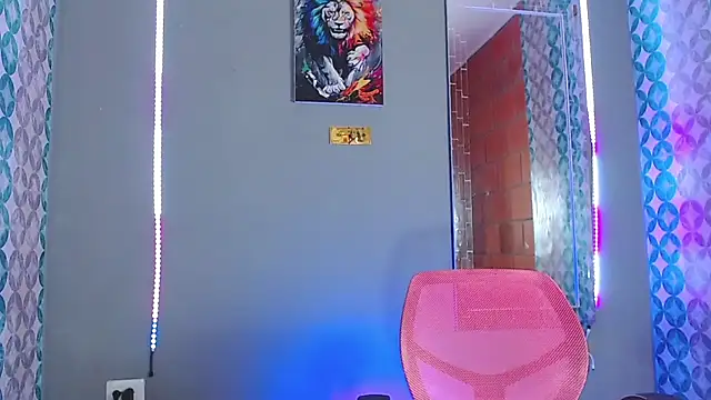 Liam lee online show from April 10, 10:28 pm