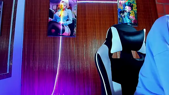 Liam lee online show from March 5, 11:10 pm