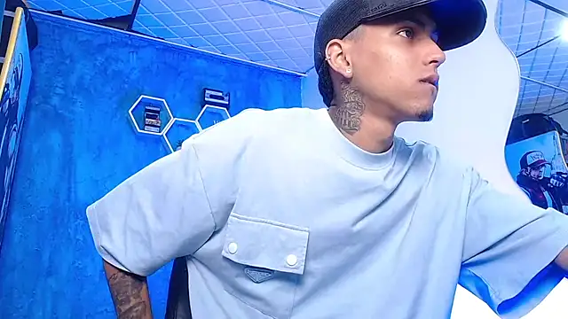 Liam lee online show from February 25, 1:10 pm