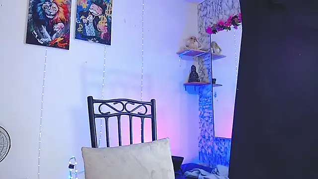 Liam lee online show from October 23, 1:43 pm