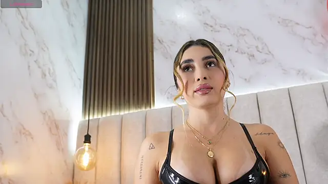 Annyy Rosse online show from February 16, 5:28 am