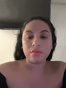 Snapshot of Francesca_ferrari chatting on July 14, 11:11 pm Francesca ferrari online show from July 14, 11:11 pm