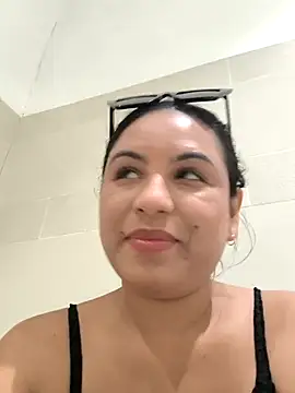 Francesca ferrari online show from March 15, 8:10 pm