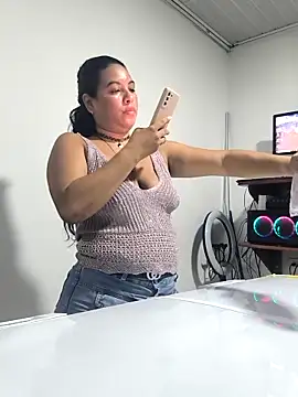 Francesca ferrari online show from November 18, 9:29 pm