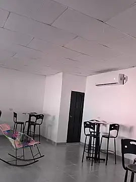 Snapshot of Francesca_ferrari chatting on July 1, 10:32 pm Francesca ferrari online show from July 1, 10:32 pm