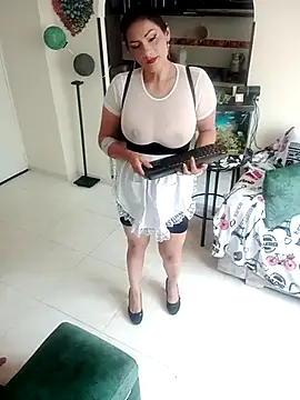 gisellcarter online show from April 7, 2:08 pm