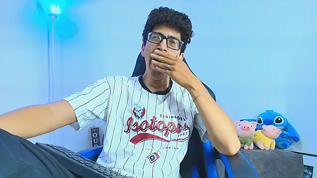 Snapshot of TylerWhite_ chatting on September 26, 5:58 am TylerWhite online show from September 26, 5:58 am