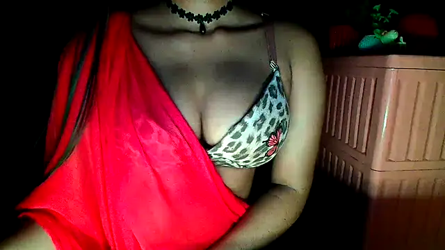 Snapshot of Kashish_11 chatting on March 21, 11:22 am Kashish 11 online show from March 21, 11:22 am