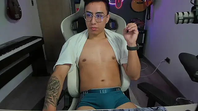 Snapshot of granxarma960 chatting on March 21, 3:02 pm granxarma960 online show from March 21, 3:02 pm