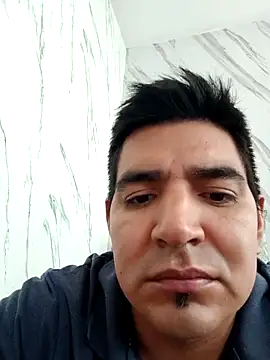 latino17 online show from May 3, 6:44 pm