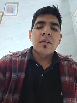 latino17 online show from November 16, 7:24 am