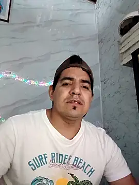 latino17 online show from May 16, 6:56 am