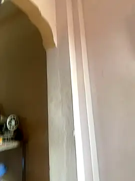 Snapshot of therawnomad chatting on December 6, 6:20 am therawnomad online show from December 6, 6:20 am