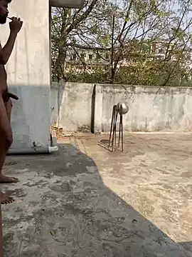 Snapshot of therawnomad chatting on February 11, 6:40 am therawnomad online show from February 11, 6:40 am