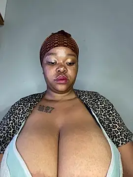 Snapshot of Mandy-101 chatting on November 13, 6:06 am Mandy-101 online show from November 13, 6:06 am